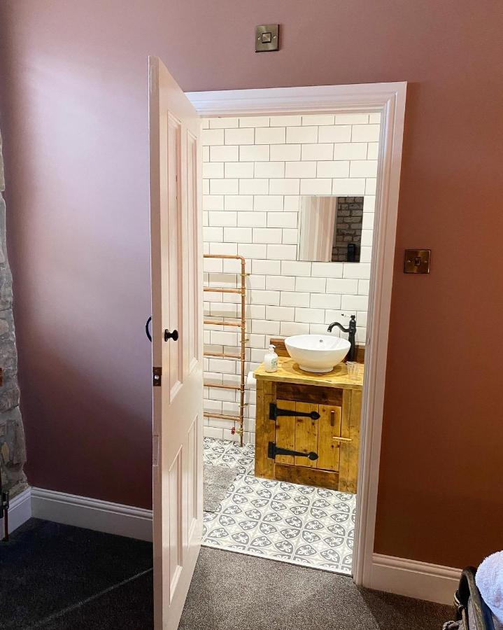 Farndale House-Hot Tub Villa Amble Bagian luar foto