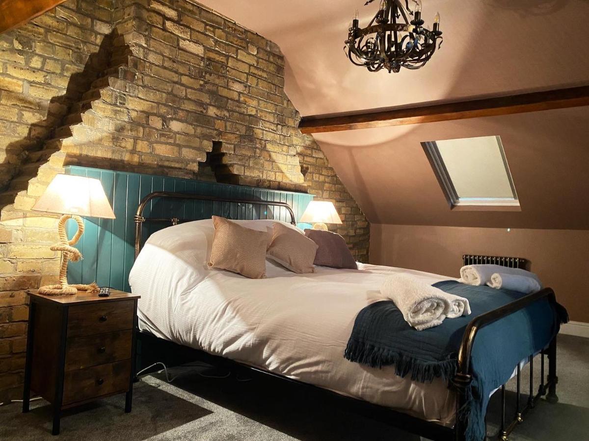 Farndale House-Hot Tub Villa Amble Bagian luar foto