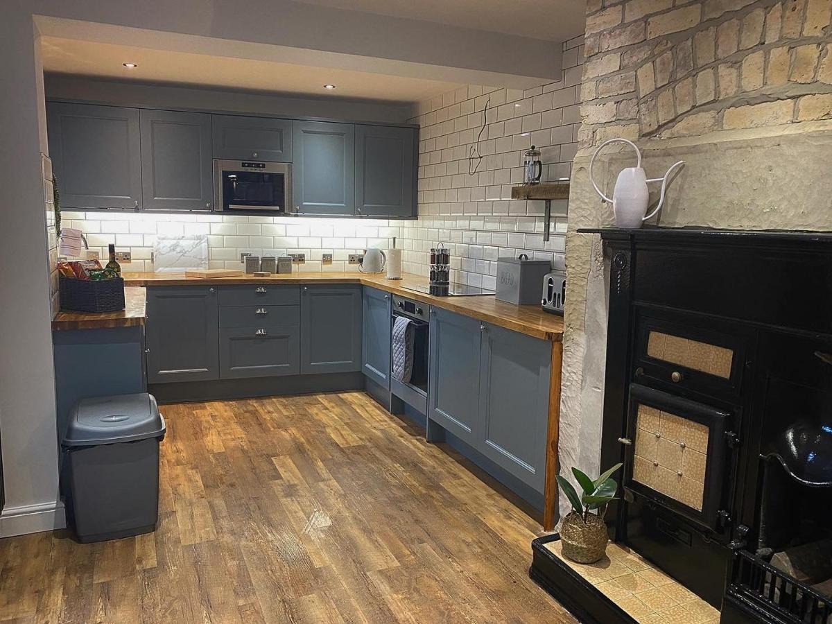 Farndale House-Hot Tub Villa Amble Bagian luar foto