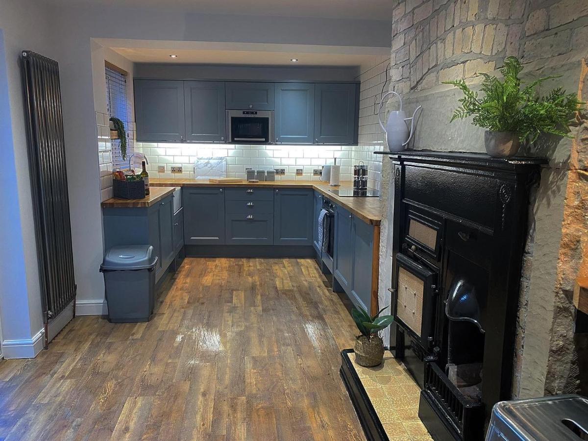 Farndale House-Hot Tub Villa Amble Bagian luar foto